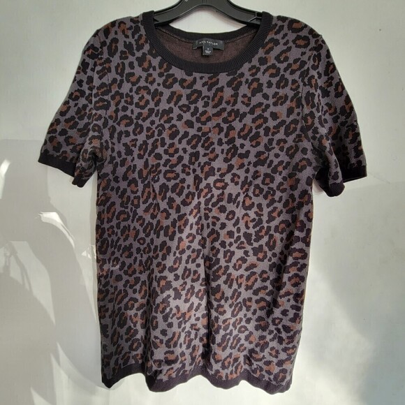 Ann Taylor Animal Print Short Sleeve Knit Sweater Top Gray Brown Size Medium - Picture 1 of 10